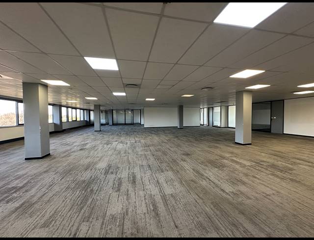 750M² OFFICE TO LET IN DORINGKLOOF